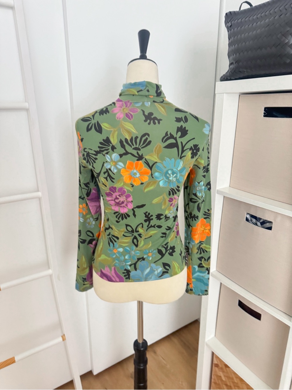 Etro Milano Floral Ruched Turtleneck Long Sleeve Stretch Top Green - Picture 3 of 10